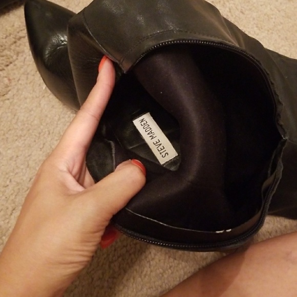 SOLD - Picture 3 of 4